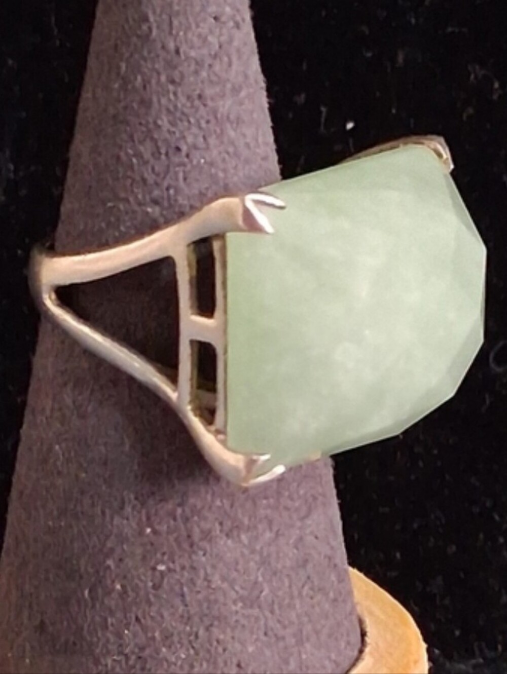 Vintage 925 Sterling Silver Large Hexagon Light Green Jade Statement Ring Size 9